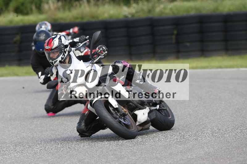 /40 05.08.2025 FREERIDE Training ADR/Gruppe M/team